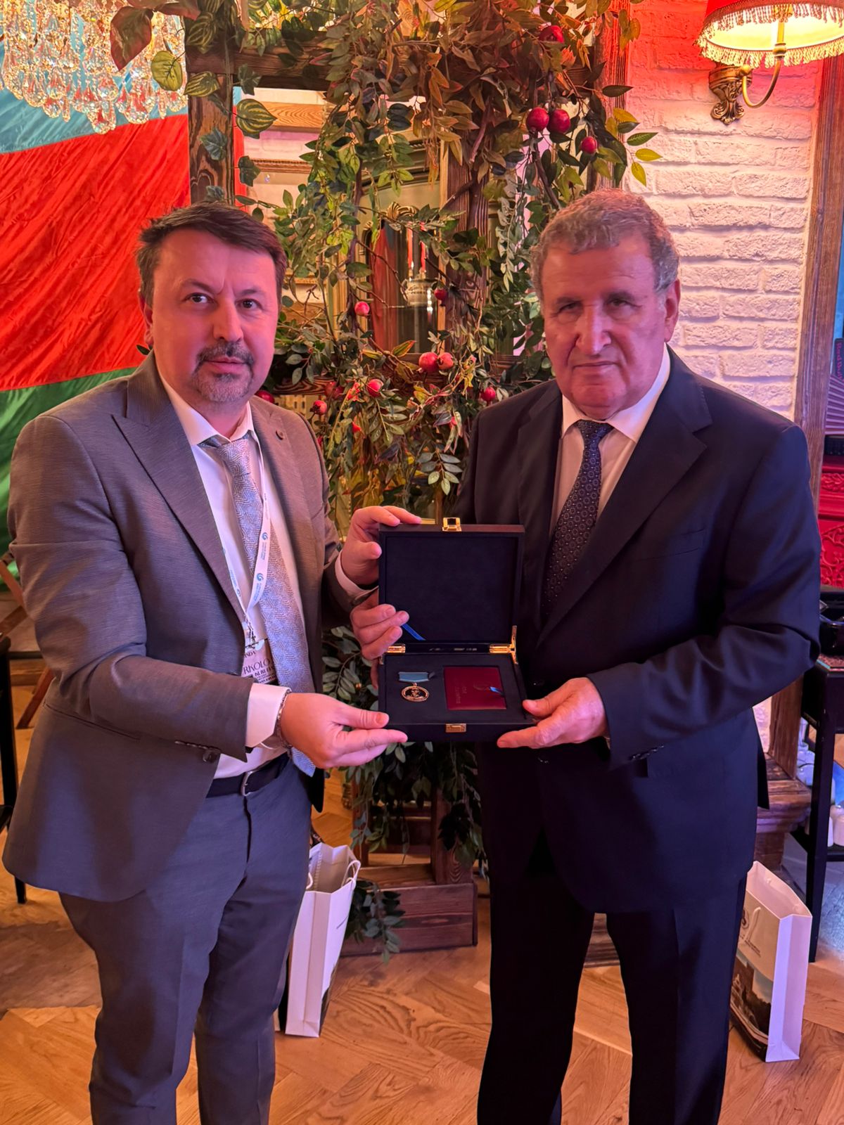 Kurultay 4.jpeg (299 KB)